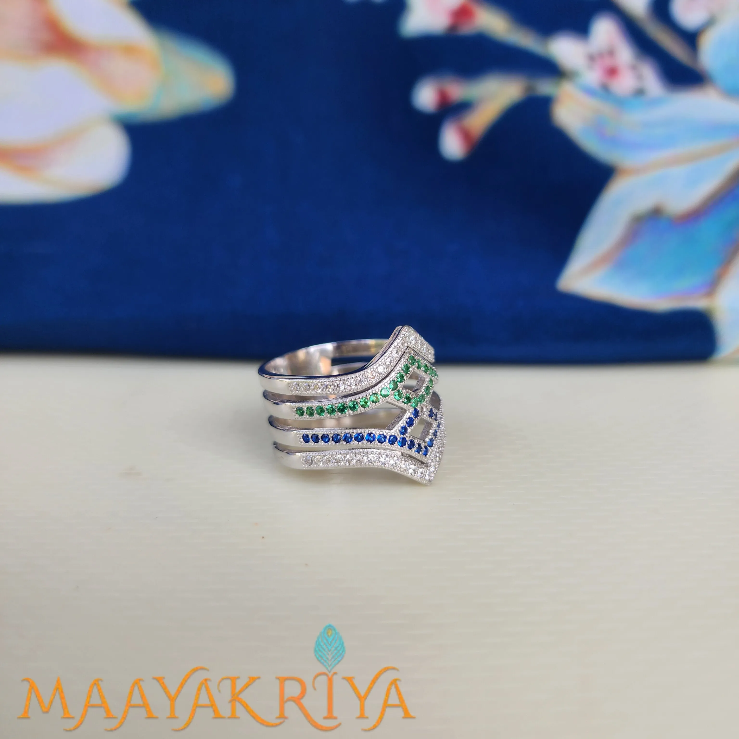 MYSTIC INFINITY SILVER FINGER RING